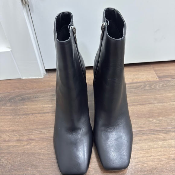 Marc fisher women’s Fellie leather Elegant Black Ankle Boots 9M - Picture 4 of 7